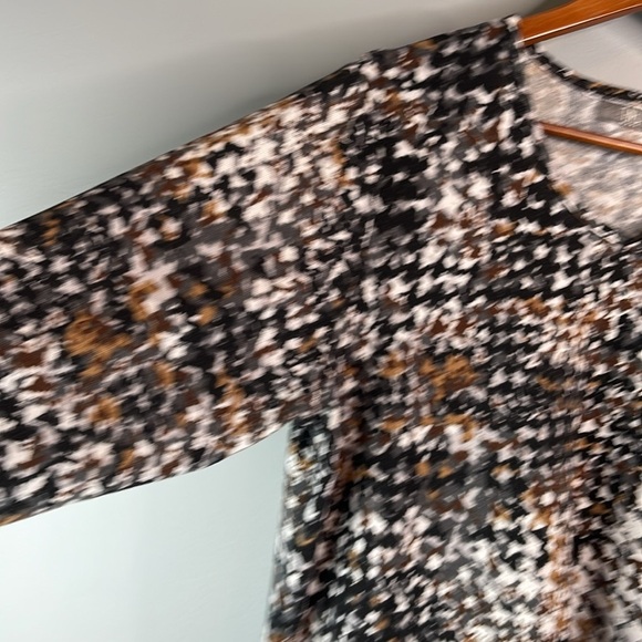 TNL Mode Patterned Lightweight Knit Sweater Black Camel Grey White 3/4 Sleeve 1X - Picture 5 of 10